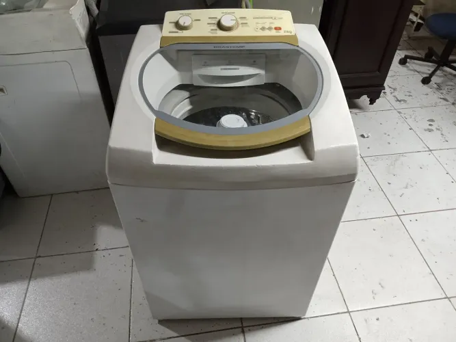 Máquina de Lavar Brastemp 11K com defeito