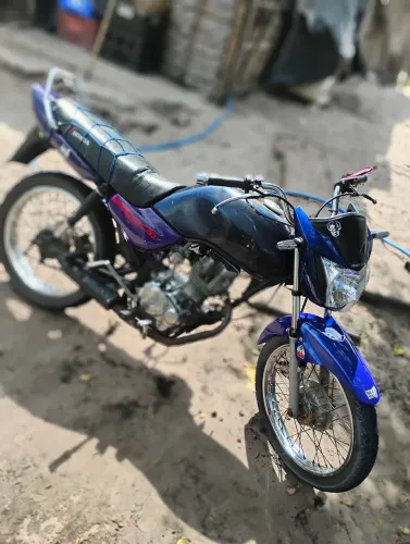 Vende-se ou troco em outra