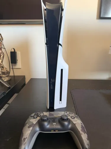 PlayStation 5 slim com leitor