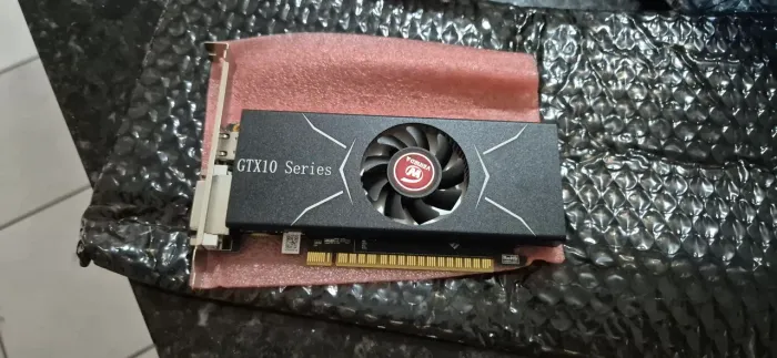 GTX 1050TI LOW PROFILE VEINEDA POUCO USADA