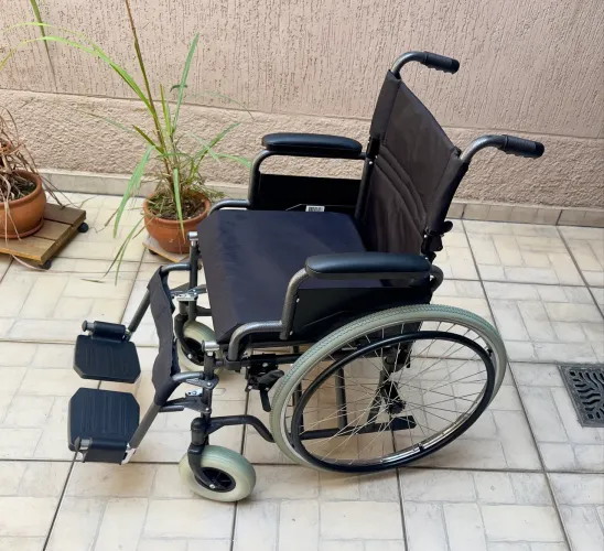 Cadeira de Rodas conforto dobrável
