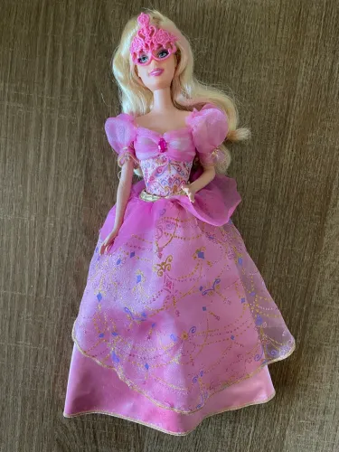 Barbie Corinne