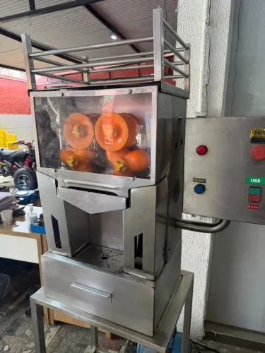 Máquina de suco de laranja