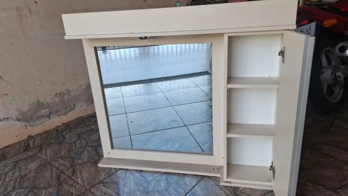 Armário para banheiro