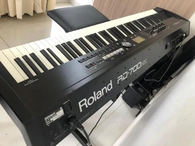 Piano Digital Roland RD-700NX