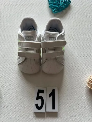 TENIS ADIDAS ORTHOLITE NUMERO 17 , 11 CM DE SOLA