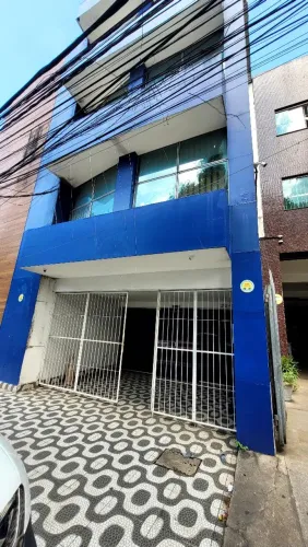 Prédio comercial saúde clínica