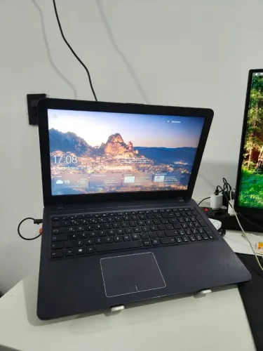Notebook Asus X543M (Celeron, 4gb RAM, 120gb SSD)
