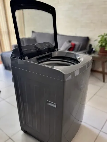 Máquina de Lavar Midea 13Kg Top Load Automática Grafite Metálico e Cesto Prata 110V