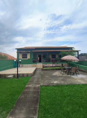 Casa com 5 Quartos e 3 Suítes no Boqueirão