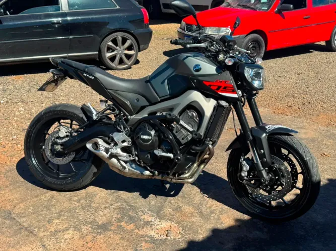 Vendo Mt09 2015