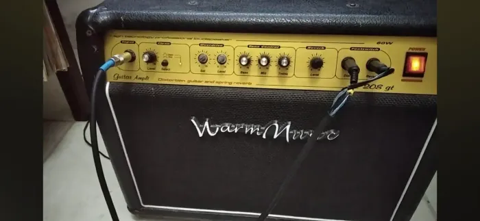 Amplificador Warm Music 208gt 60w