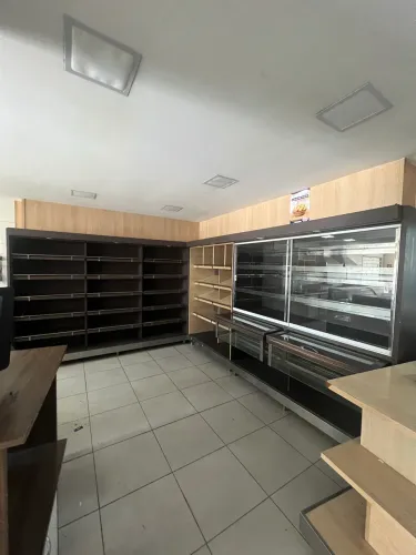 Padaria completa a preço de banana