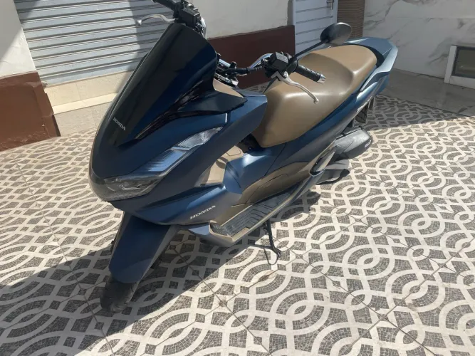 Honda pcx 160 dlx abs 2023 aceito troca financio parcelo no cartão