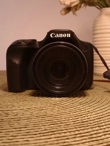 Câmera Canon SX520hs