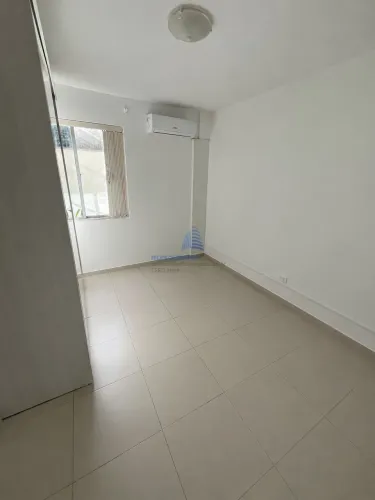 Apartamento de 1 dormitório, bairro Carvoeira, Florianópolis/SC, em frente à ufsc