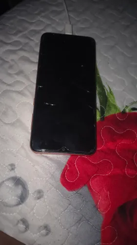 Celular funcionando mais com tela um pouco quebrada