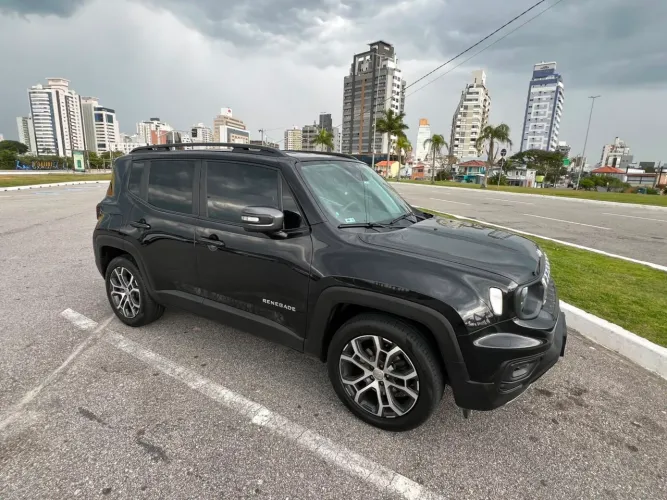 Jeep Renegade Long. T270 1.3 TB 4X2 Flex Aut. 2024