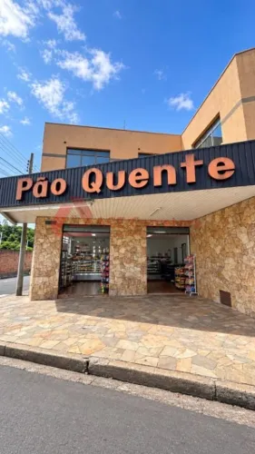 Imóvel com Ponto Comercial e Residência no Piso Superior