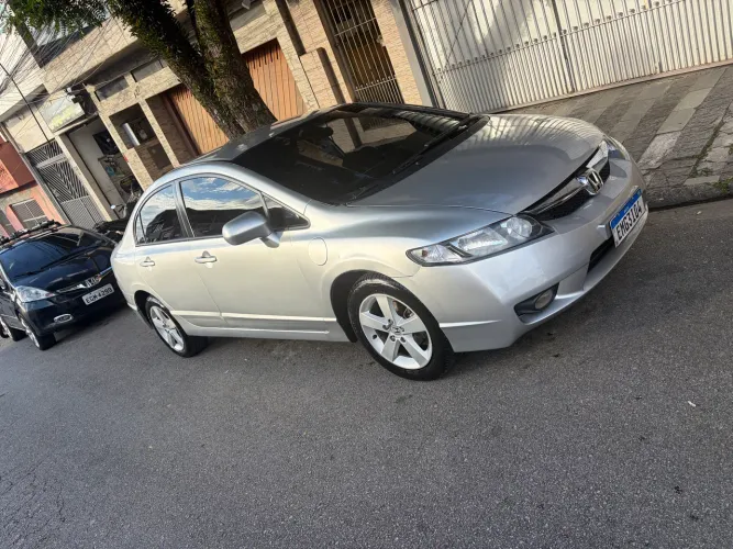 Honda Civic Sedan LXS 1.8/1.8 Flex 16V Aut. 4P 2010