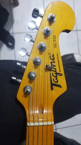 Guitarra Tagima TG 530