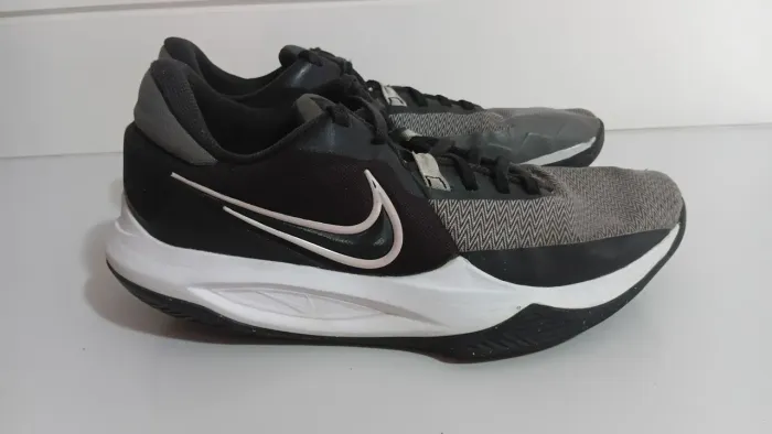 Tênis basquete Nike Precision 6