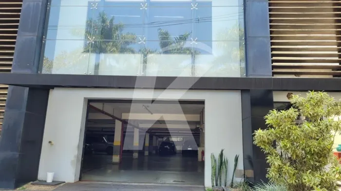 Prédio comercial com 1134 m² em Santana.