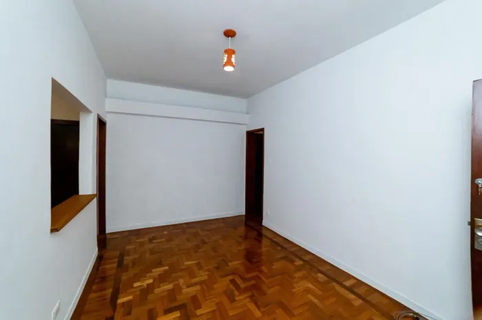 Apartamento à Venda - Sagrada Família, 2 Quartos, 109 m2