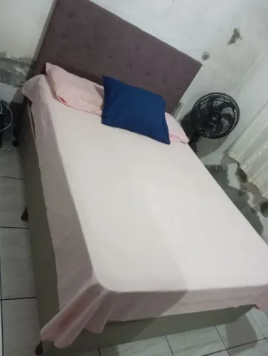 Cama com cabeceira (não entrego)