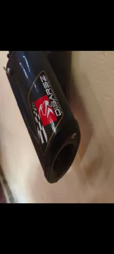 Vendo escapamento da Fazer 250 com eliminador de rabeta