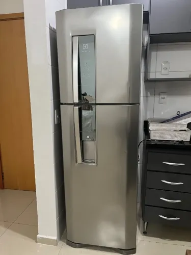 Geladeira Top Freezer Dispenser De Água Platinum/400l Dw44s