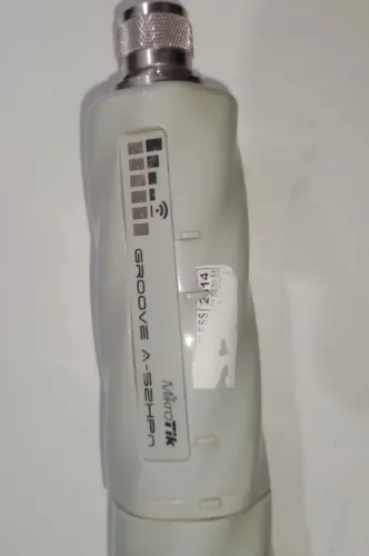 1 Mikrotik Groove L3 52Hpn Usada sem fonte Poe.