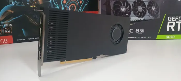 NVidia Quadro RTX 4000 modelo 20gb