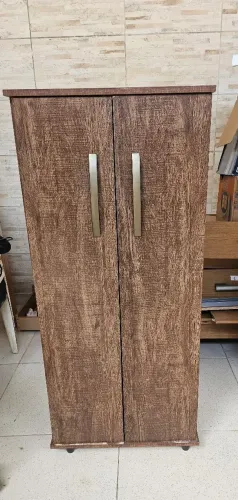 VENDO ARMÁRIO MULTIUSO ÓTIMO ESTADO R$ 200,00