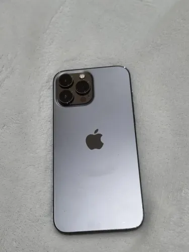 iPhone 13 Pro Max (256 gb) cinza