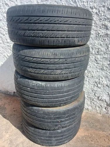 PNEU ARO 22. 265 45 22