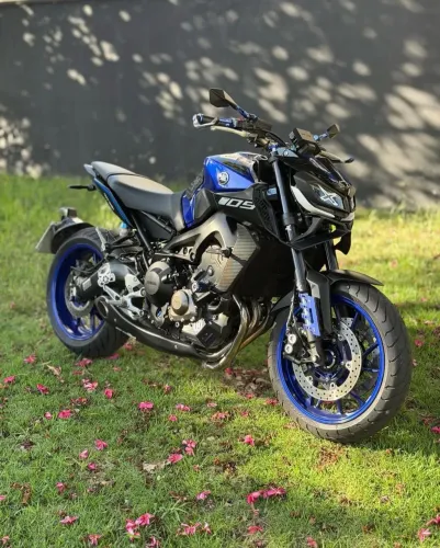 Yamaha MT09 22/22 - Entrada 10%
