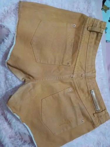 SHORT JEANS FEMININO NÚMERO 40/42 LINDO!!! 