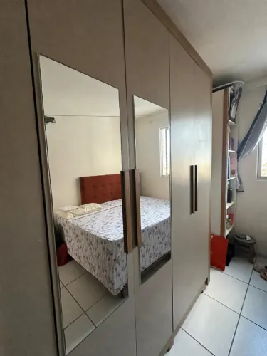 Guarda Roupa 6 Portas