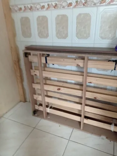 Vendo cama solteiro com cama auxiliar