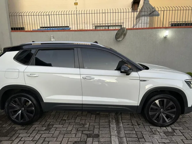 Volkswagen Taos Highline 1.4 250 TSI Flex AUT 2022