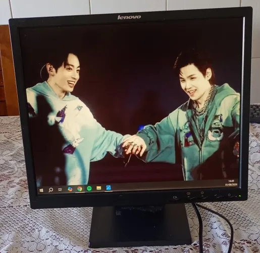 Monitor Lenovo 19 polegadas