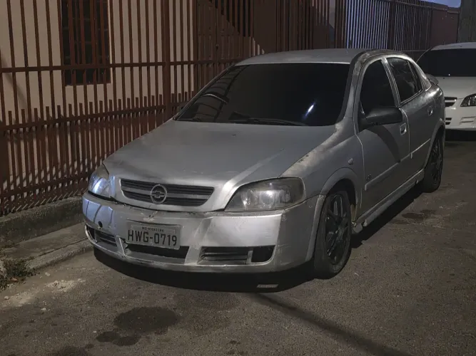 Chevrolet Astra GSI 2.0 16V 136cv Hatchback 5P 2005