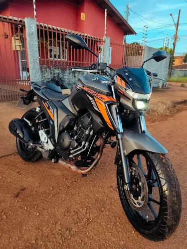 Fazer 250