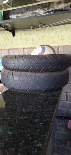 Par de pneus moto