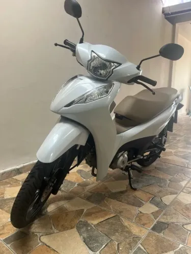 Honda Biz ou Titan