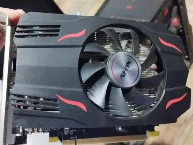 Placa de Video RX550 4GB