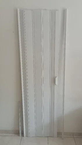 Porta Sanfonada PVC 206x62cm branca