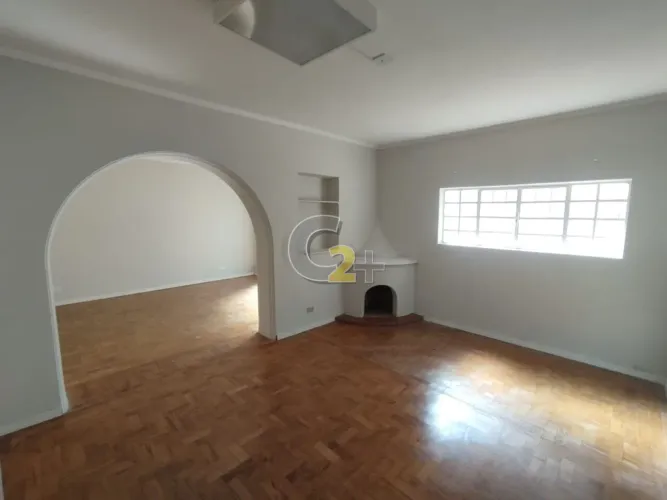 Casa para locação no Pacaembu, 5 quartos, 2 suítes, 1 vaga de garagem
