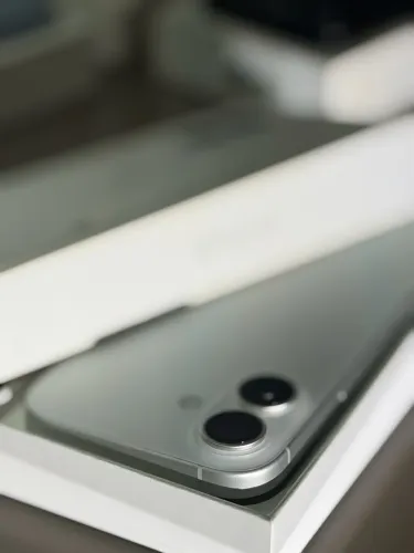 iPhone 17 - 256gb - Branco - Garantia Jan/2027